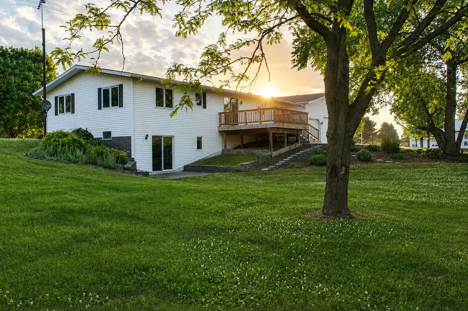 Listing Photo: Farmsite Acreage Kasson Minnesota Dodge County Southern Minnesota